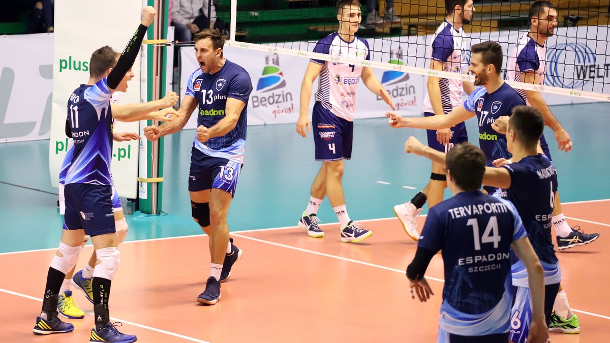 WP SportoweFakty / Tomasz Kudala / Na zdjęciu: siatkarze Espadonu Szczecin