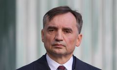 Dziennikarz znalazł Ziobrę na Węgrzech. Padły oskarżenia