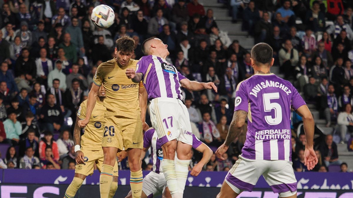 Zdjęcie okładkowe artykułu: PAP/EPA / R. GARCIA / Real Valladolid - FC Barcelona