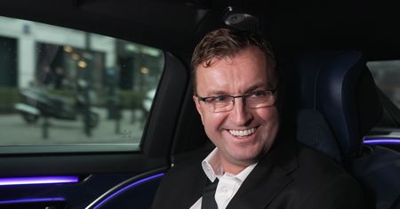 Polski miliarder szaleje w legendarnym klubie. Dwa rekordy na jednym ogniu