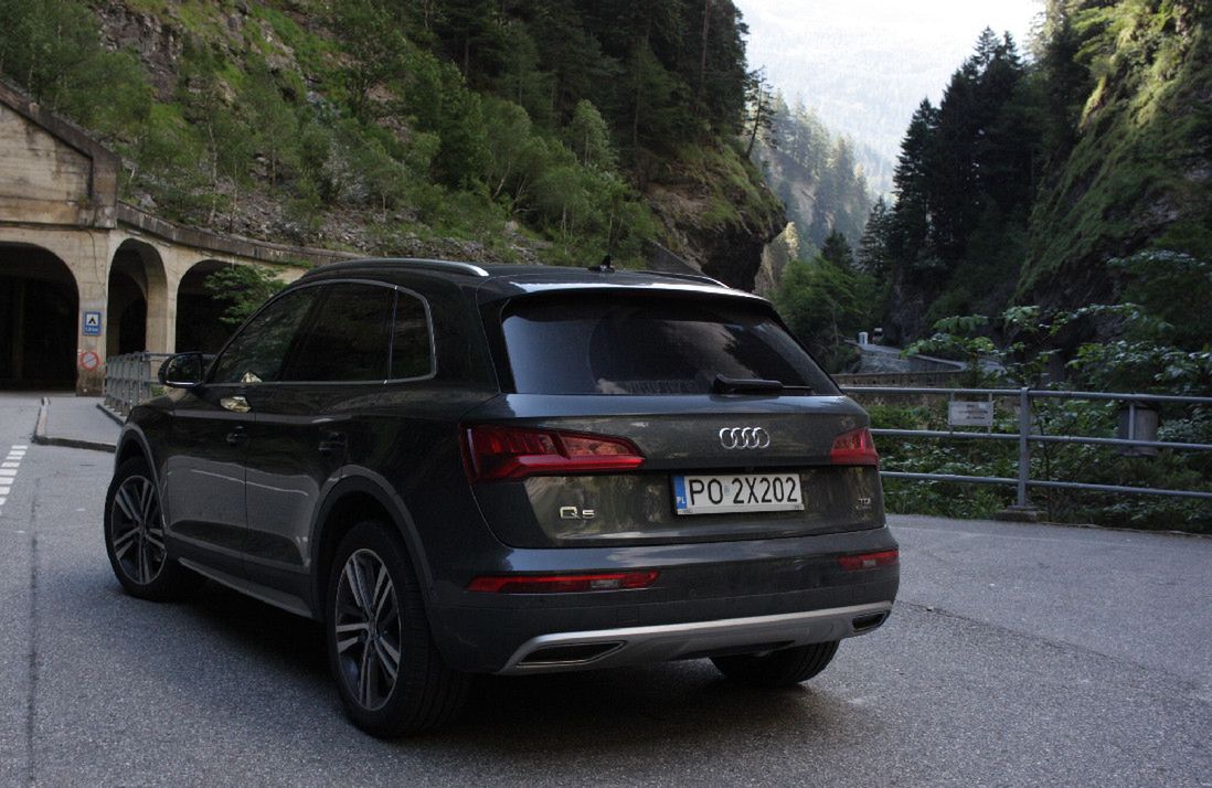 Audi Q5 po Szwajcarii: jak we Włoszech