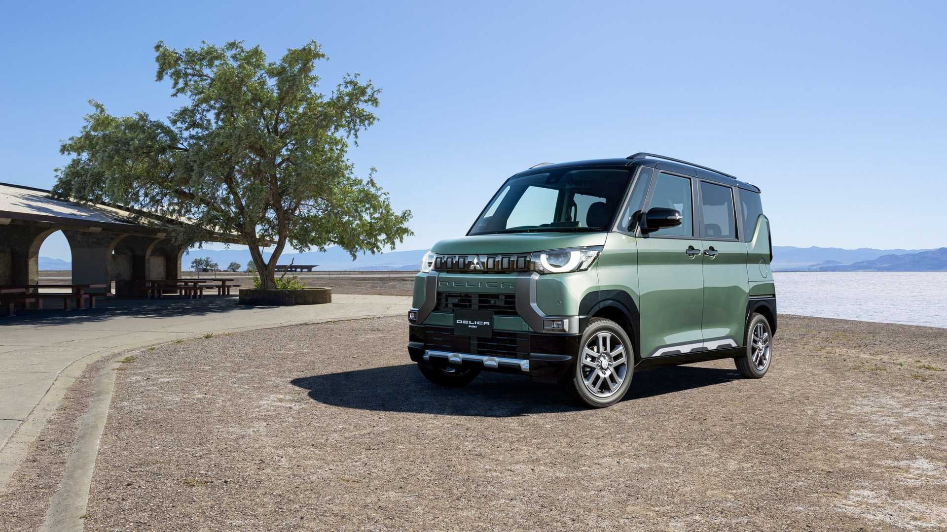 Mitsubishi Delica Mini