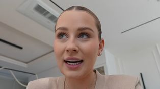 Odklejona od rzeczywistości Andziaks twierdzi, że jej vlogi... LECZĄ Z DEPRESJI: "Piszą mi, że od razu chce im się żyć" (WIDEO)