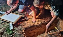 Średniowieczny skarb pod Lubaniem. Sensacyjne odkrycie na Dolnym Śląsku