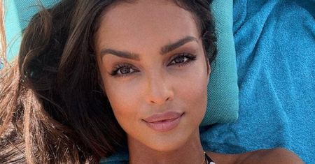 Klaudia El Dursi prezentuje KALORYFER, pozując w bikini w Saint-Tropez (FOTO)