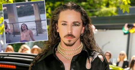Lepszych widoków dziś nie uraczycie! Michał Szpak niczym Warszawska Syrenka wije ogonem nad Wisłą