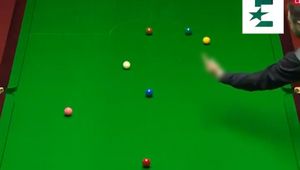 Snooker. Obsceniczny gest na mistrzostwach świata. "Może oko przecierał?" (wideo)