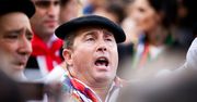 Jak zmienić zbyt czerwony odcień skóry na zdjęciach? [wideoporadnik]