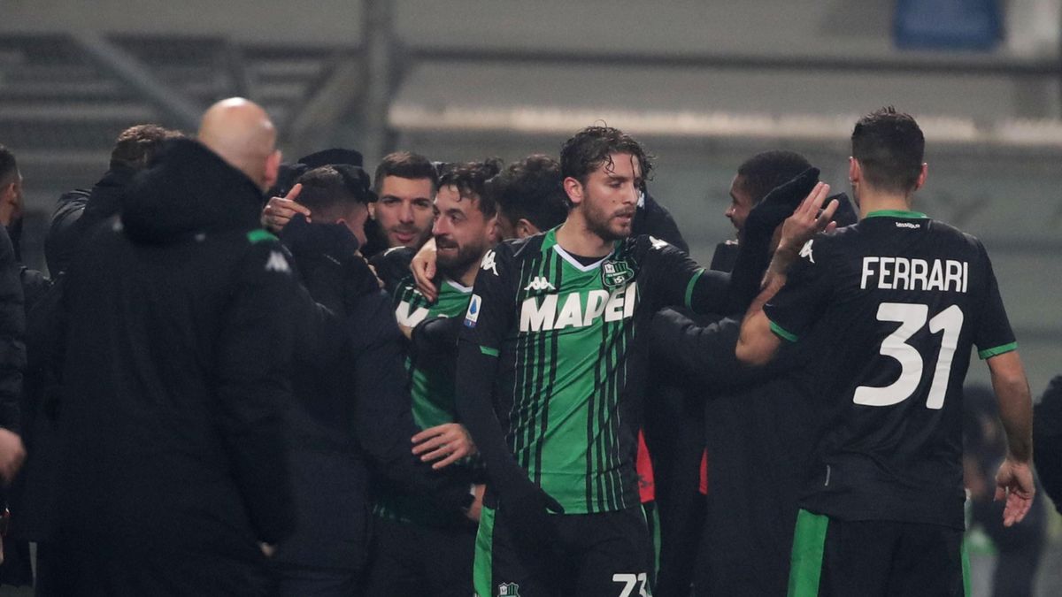 PAP/EPA / ELISABETTA BARACCHI / Na zdjęciu: Francesco Caputo cieszy się z bramki