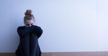 Wzrost samobójstw wśród nastolatków. Wszystko przez tajemniczą grę "Niebieski Wieloryb”, która znowu wróciła do Polski!