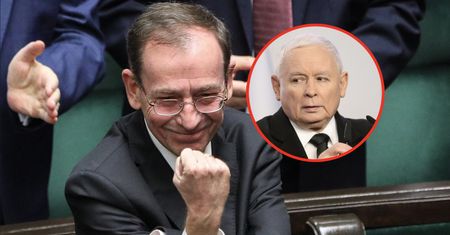 Cała Polska widziała ten gest. Kaczyński idzie w zaparte
