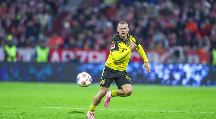 Liga niemiecka - mecz: Borussia Dortmund - VfB Stuttgart