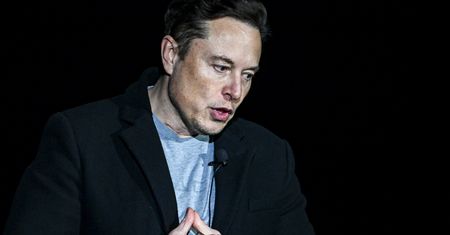 Elon Musk ostro o pracy zdalnej. "To bzdura"