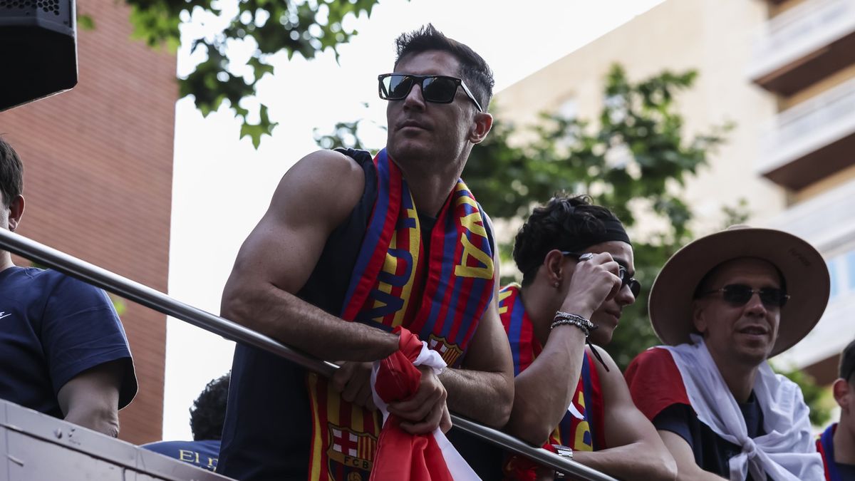 Getty Images / Javier Borrego/Europa Press / Na zdjęciu: Robert Lewandowski i Wojciech Szczęsny
