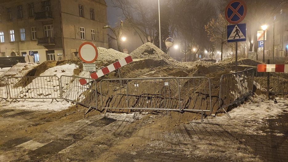 Trwają prace przy inwestycji, która połączy plac Wolności z parkiem Łokietka we Włocławku