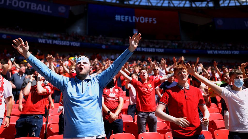 Zdjęcie okładkowe artykułu: Getty Images / Brittney Elkin / Na zdjęciu: kibice na Wembley