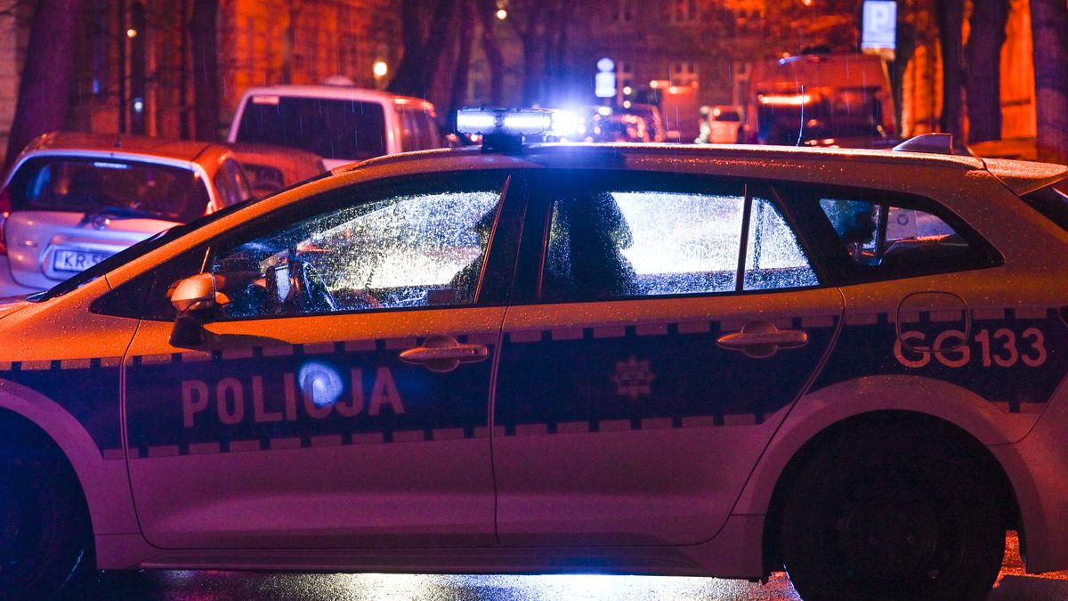 Zuchwała kradzież w Poznaniu. Sprawcy wciąż poszukiwani