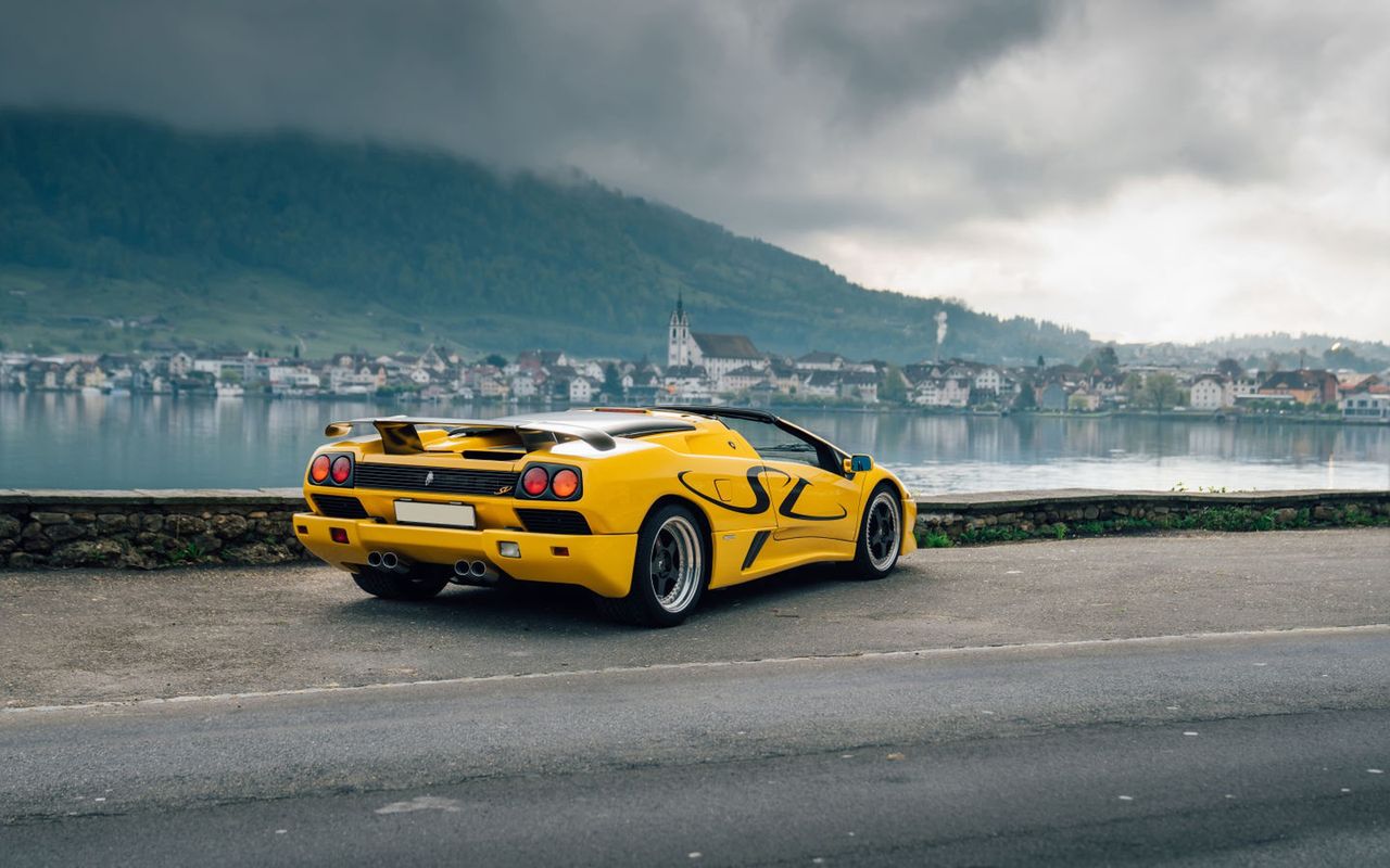 Lamborghini Diablo SV Roadster