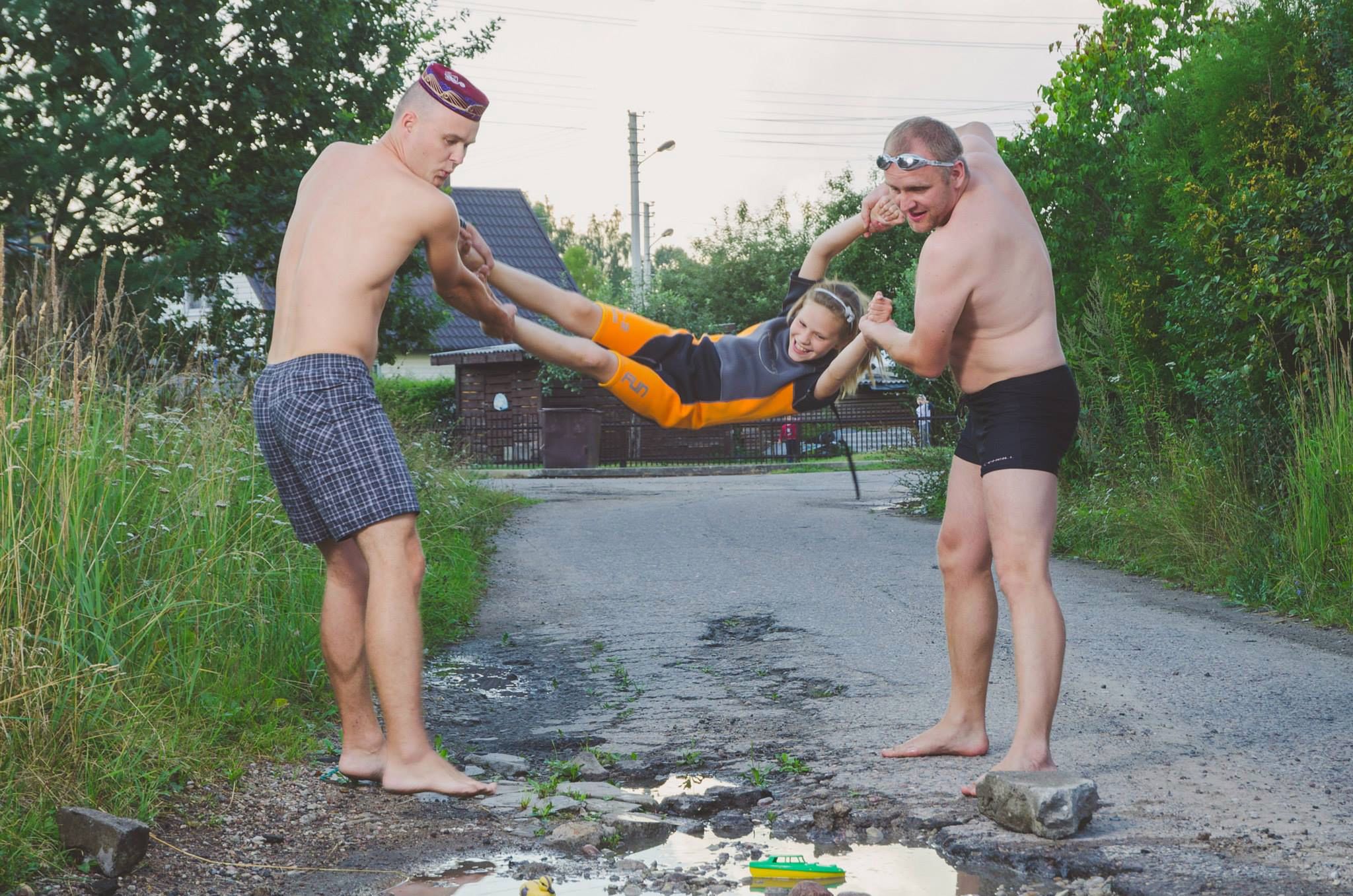 Oto jak za pomocą fotografii można wyśmiać fatalny stan dróg! 6