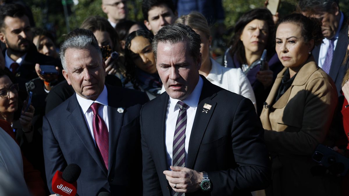 WASHINGTON, DC - FEBRUARY 04: Middle East Envoy Steve Witkoff (L) and United States National Security Adviser Michael Waltz (R) speak to reporters outside of the West Wing of the White House on February 04, 2025 in Washington, DC. Walz and Witkoff spoke to reporters about the ceasefire between Israel and Hamas and also spoke about Israeli Prime Minister Benjamin Netanyahu's visit to the White House.  (Photo by Anna Moneymaker/Getty Images)