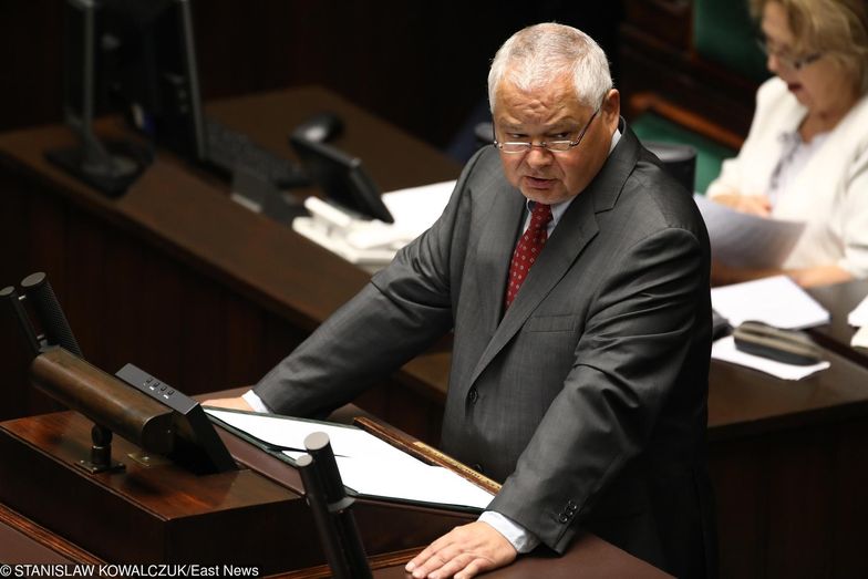 Szef NBP Adam Glapiński podczas przemówienia w Sejmie