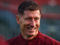 Robert Lewandowski twarzą kampanii banku. Miał w nim pierwsze konto