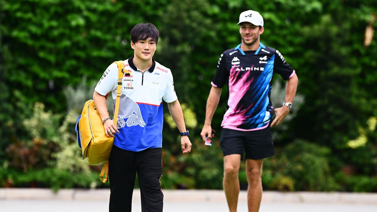 Materiały prasowe / Red Bull / Na zdjęciu: Yuki Tsunoda (z lewej) i Pierre Gasly