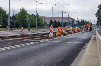 Poznań: Postęp prac na torowiskach. Ulice Kórnicka i Głogowska z nowymi torami