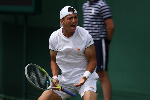 Radość Ryana Penistona po pierwszym zwycięstwie w Wimbledonie