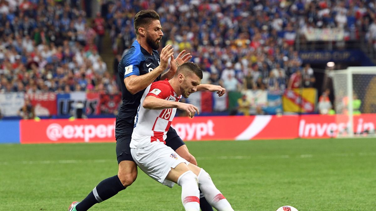 PAP/EPA / FACUNDO ARRIZABALAGA  / Na zdjęciu: Olivier Giroud (z lewej) oraz Ante Rebić