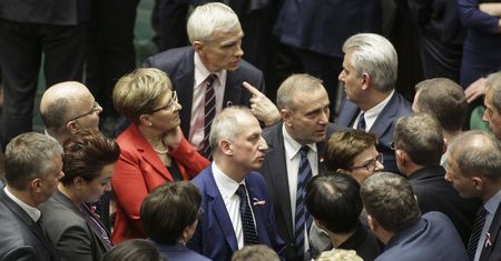 PO: złożymy wniosek o powołanie komisji śledczej ws. przetargu na śmigłowce dla wojska