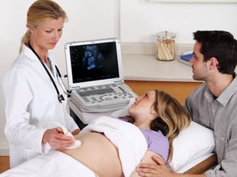 Badania prenatalne w Polsce. Ostra krytyka systemu