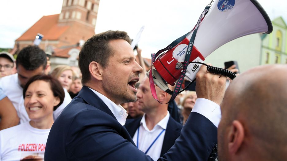 Wybory 2020. Prezydent Warszawy, kandydat Koalicji Obywatelskiej na prezydenta RP Rafał Trzaskowski na spotkaniu wyborczym w Chojnicach. 