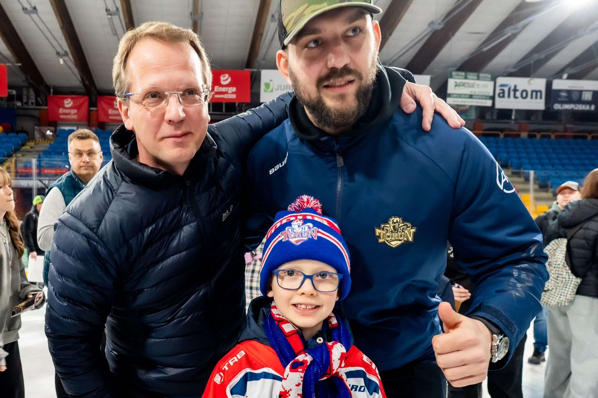 Spotkanie hokeistów z kibicami
