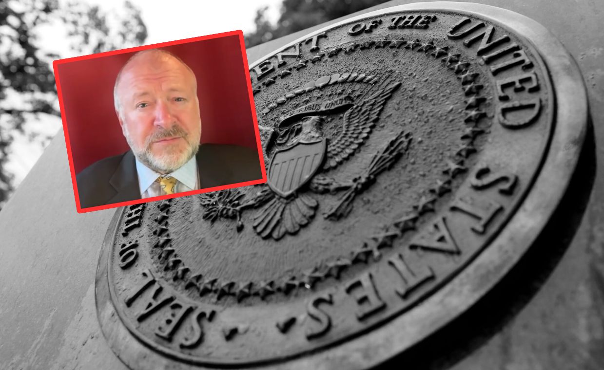 Były agent CIA o szpiegach seksualnych. Mówi, co spotkało go w Polsce