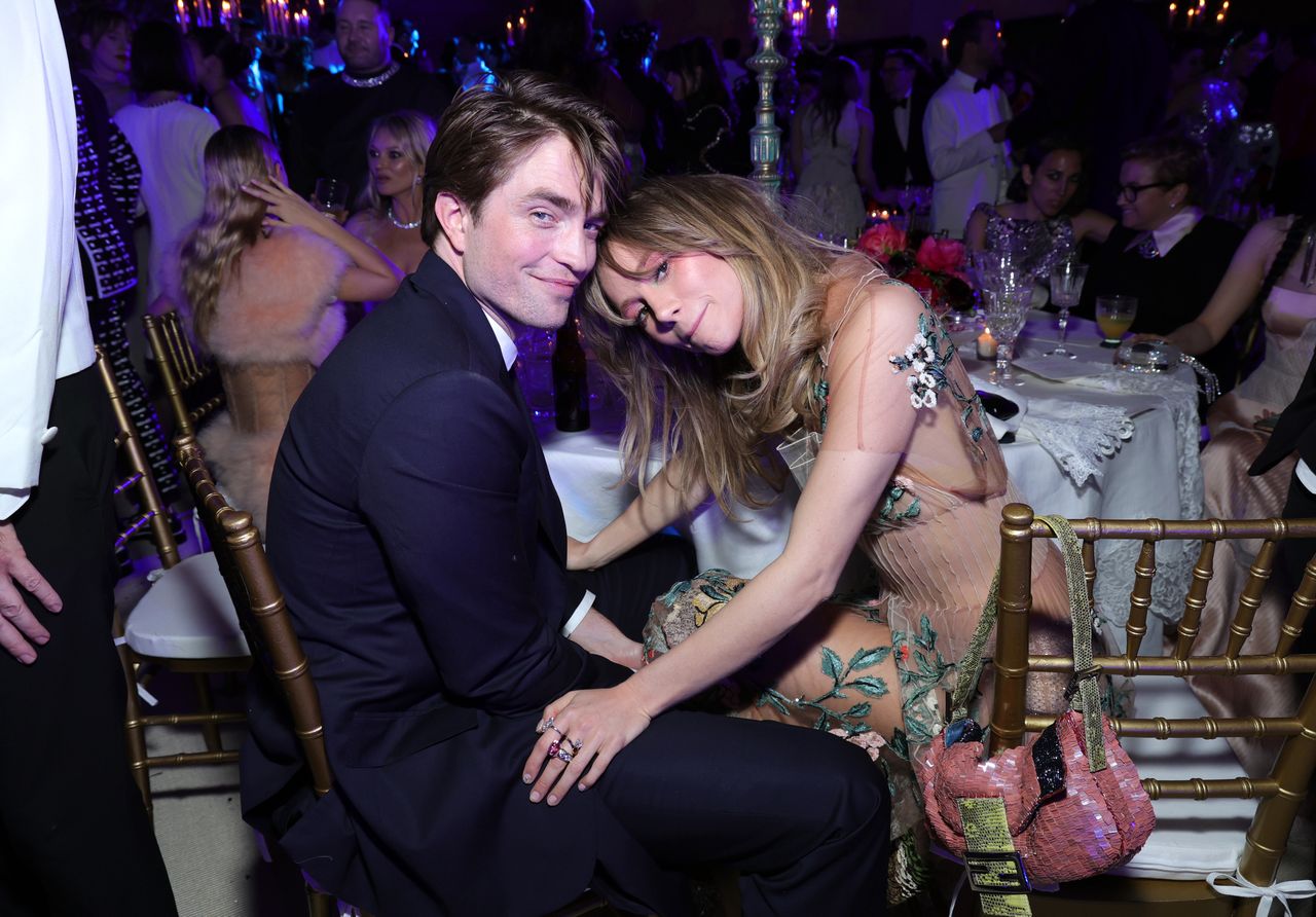 Robert Pattinson and Suki Waterhouse