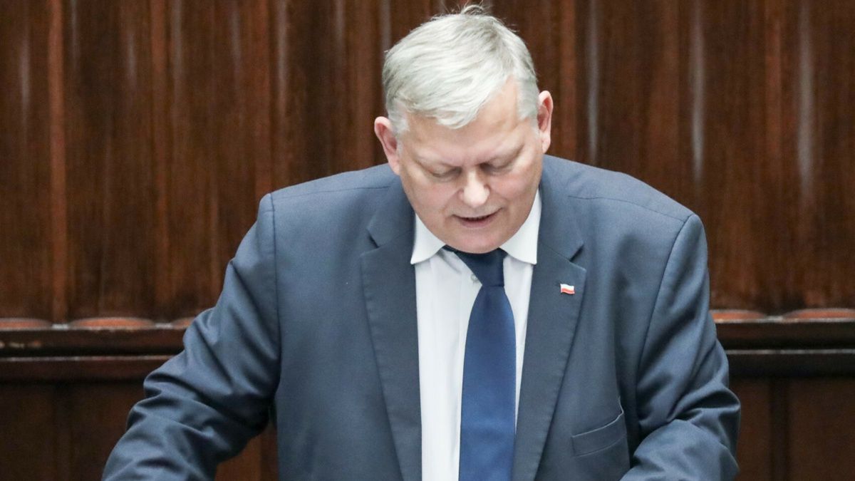 Poseł Marek Suski chce zmian w polskich rozgłośniach radiowych