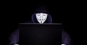 Cyberprzestępcy nie mają wakacji. Pięć ważnych zasad na urlopie