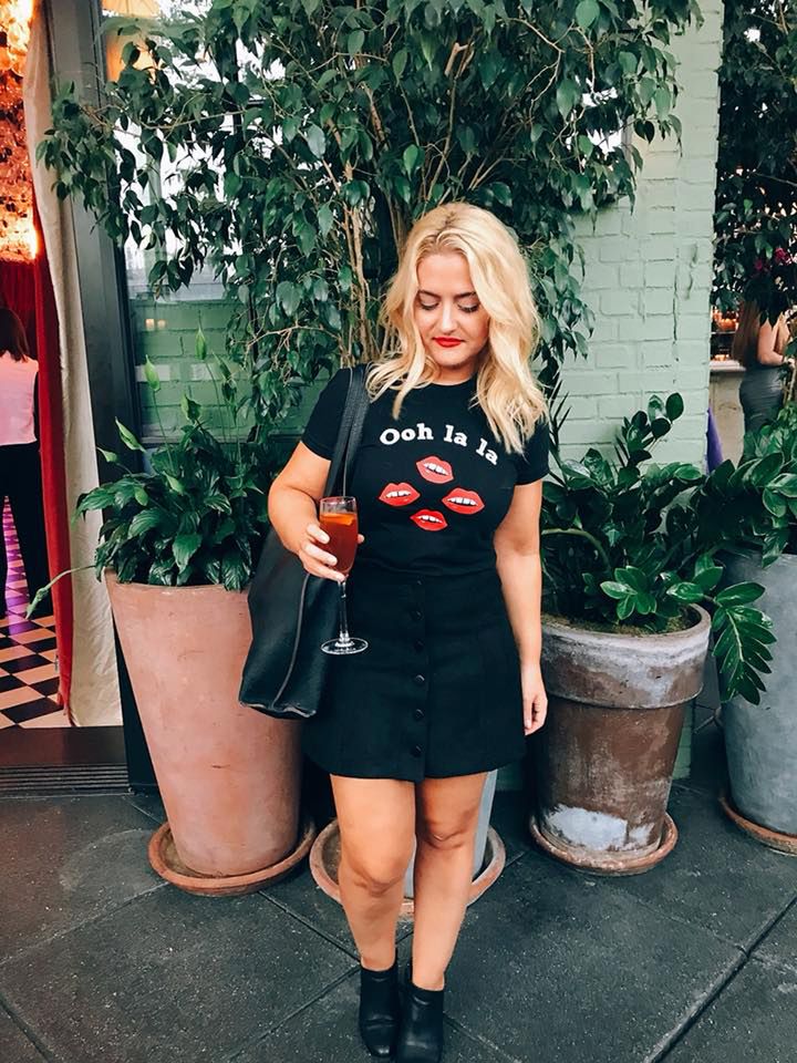 Dziś Jessica sięga czasem po kieliszek wina