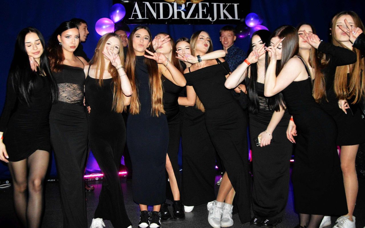 Skarżysko-Kamienna: Huczne Andrzejki w II LO