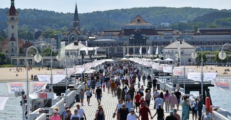 Długi weekend nad polskim morzem. "Ceny już z czołówki europejskiej"