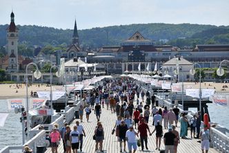 Długi weekend nad polskim morzem. "Ceny już z czołówki europejskiej"