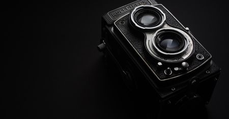 Rolleiflex pokaże cyfrową lustrzankę dwuobiektywową już niedługo. Będzie hitem?