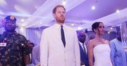 "Jak gwiazdy rocka". Meghan w luksusowej sukience, Harry na meczu siatkówki. Próbują zastąpić Willa i Kate?