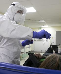 Koronawirus. Prof. Flisiak ostrzega przed testami antygenowymi