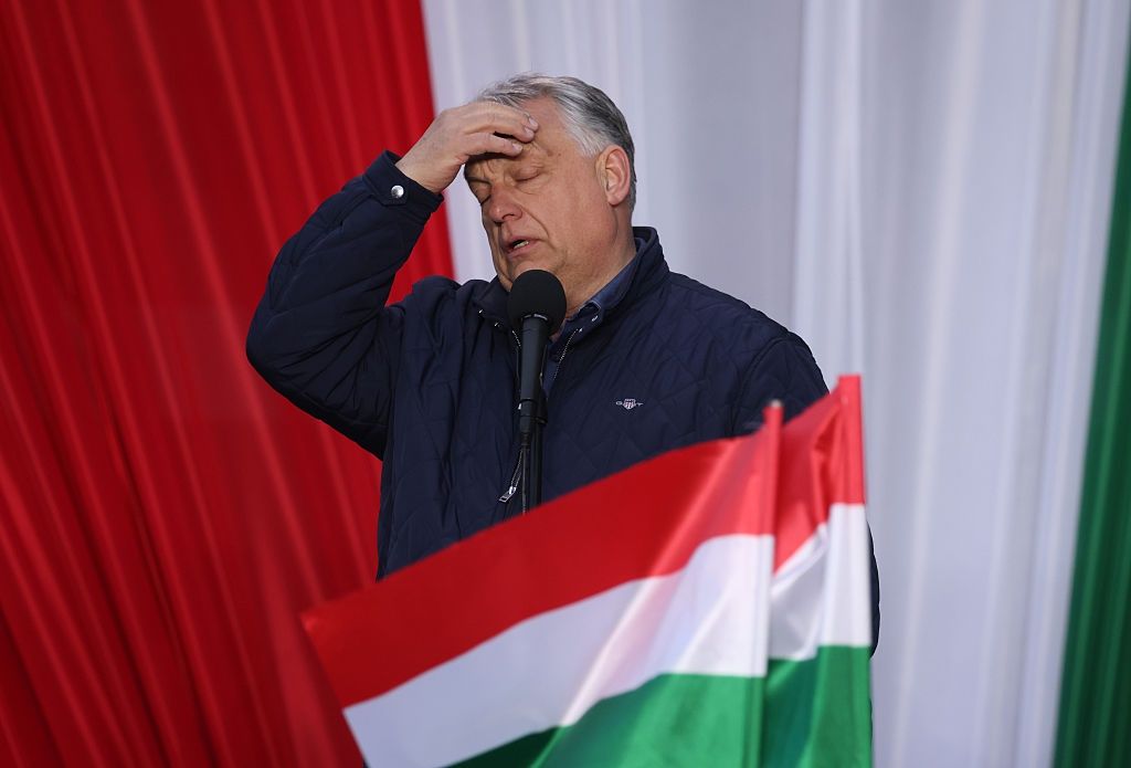 Rząd Orbana chciał zamknąć usta samorządom. Trybunał uchylił jego dekret