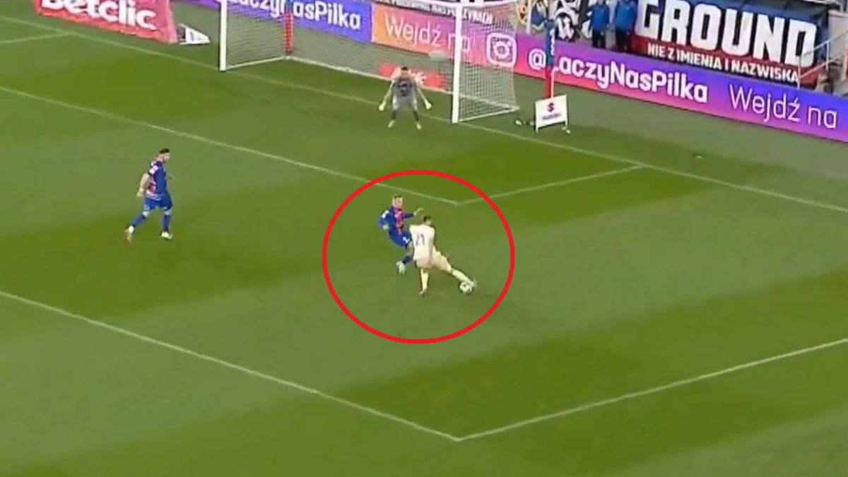 Twitter / TVP Sport / Bramkowa akcja Ruchu Chorzów w meczu z Odrą Opole