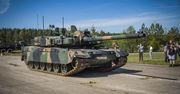 Pancerna Majówka przyciągnęła tłumy. SU-22 "Tygrysek", K2 i militarne emocje na lotnisku w Pile