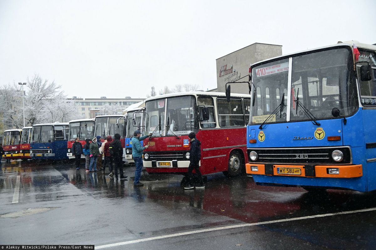 Do zbrodni doszło w zajezdni autobusowej w Gdańsku w 1988 r. (zdjęcie poglądowe)