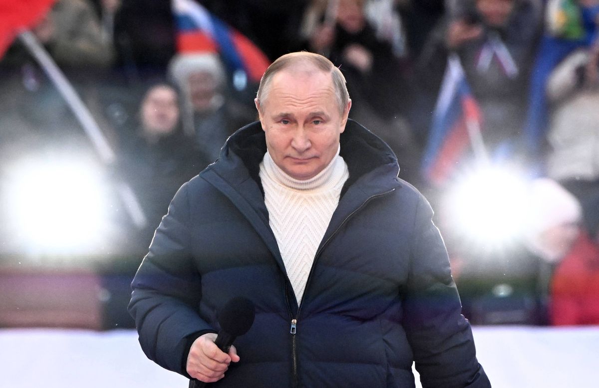 Władimir Putin w kurtce Loro Piana podczas koncertu w Moskwie